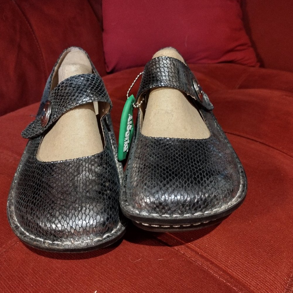 Alegria Mary Jane Snakeskin Size 39
